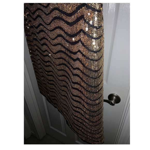 H:ours Gemma Mini Skirt in Gold NWT - Picture 8 of 12